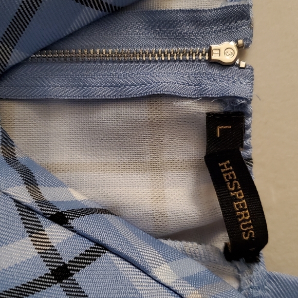 CROP BRA TOP BY HESPERUS SIZE LARGE PLAID BLUE VERY SEXY AND STYLISH 💙 NWOT - Picture 3 of 7